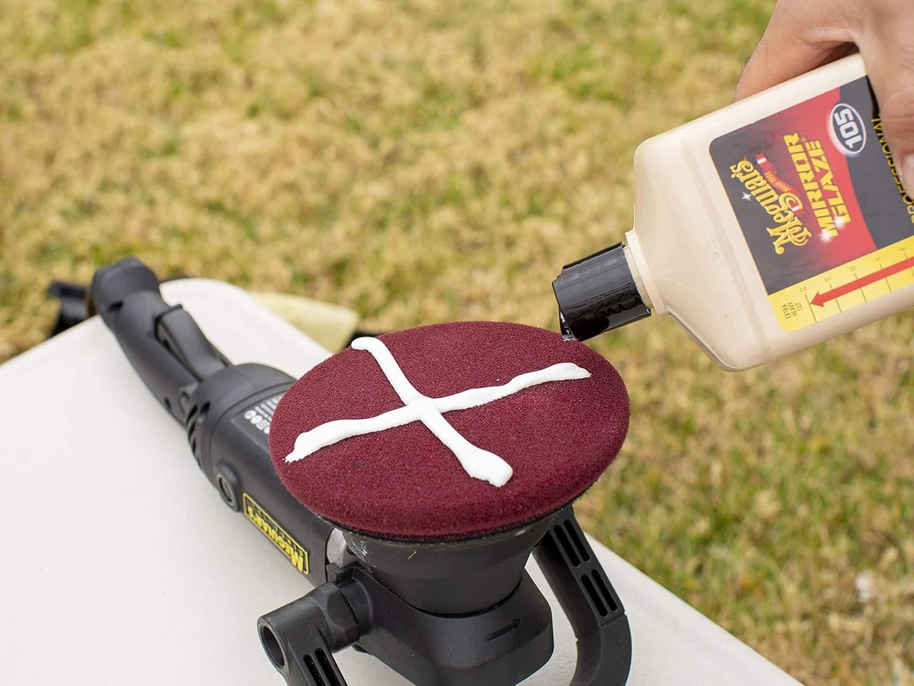 Meguiar's Ultra-Cut Compound 1 Gallon for Paint Correction (M10501) — product image 7