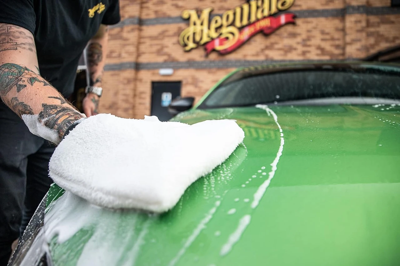 Meguiar's Microfiber Wash Mitt (X3002) — product image 7