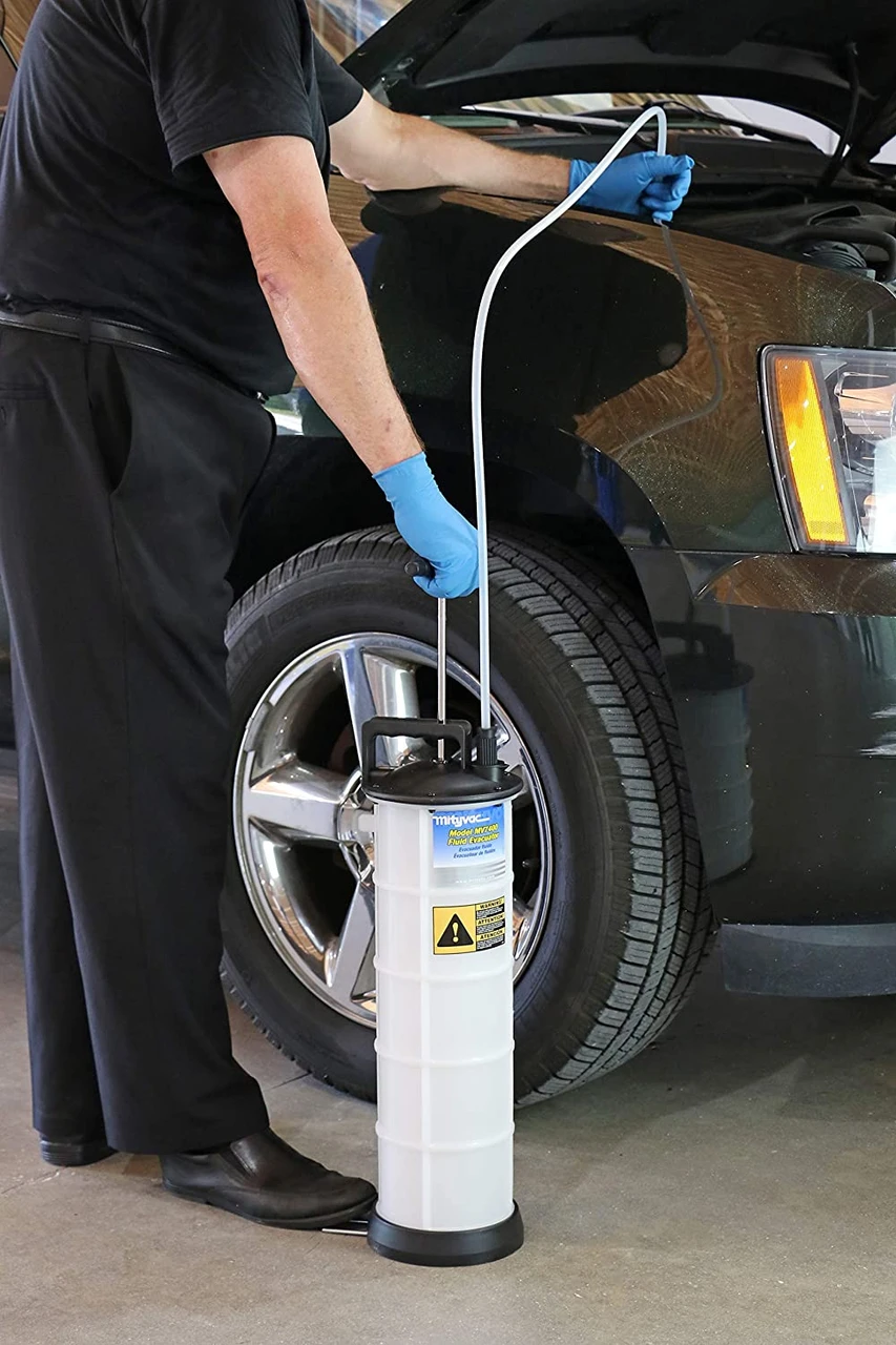 Mityvac Manual Fluid Evacuator, Large Capacity, 7.3 Liters (MV7400) — product image 5