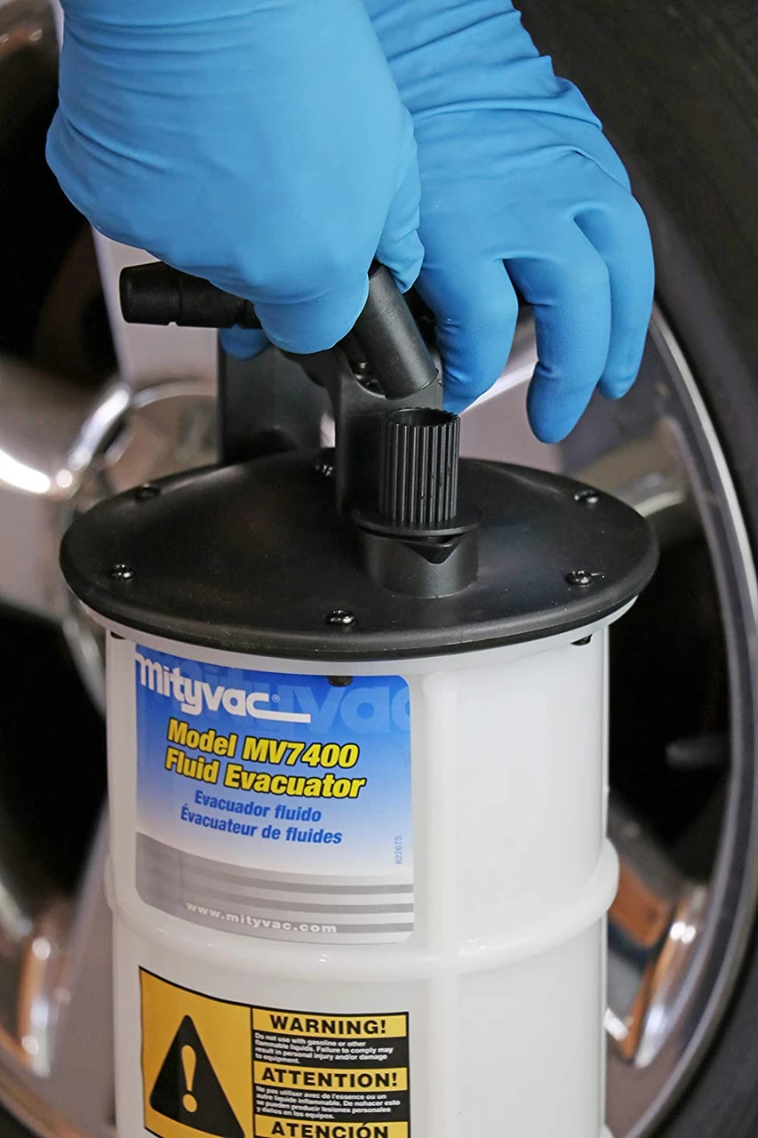 Mityvac Manual Fluid Evacuator, Large Capacity, 7.3 Liters (MV7400) — product image 6