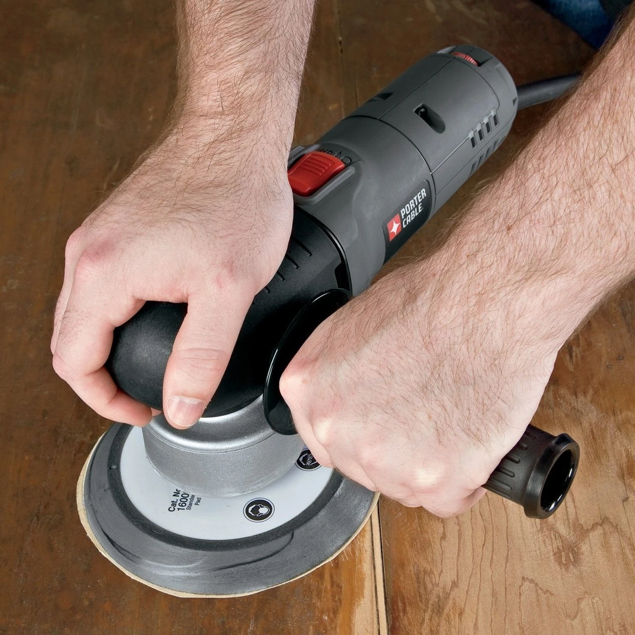Porter Cable 7346SP 6-Inch Random Orbit Sander w/Polishing Pad — product image 3