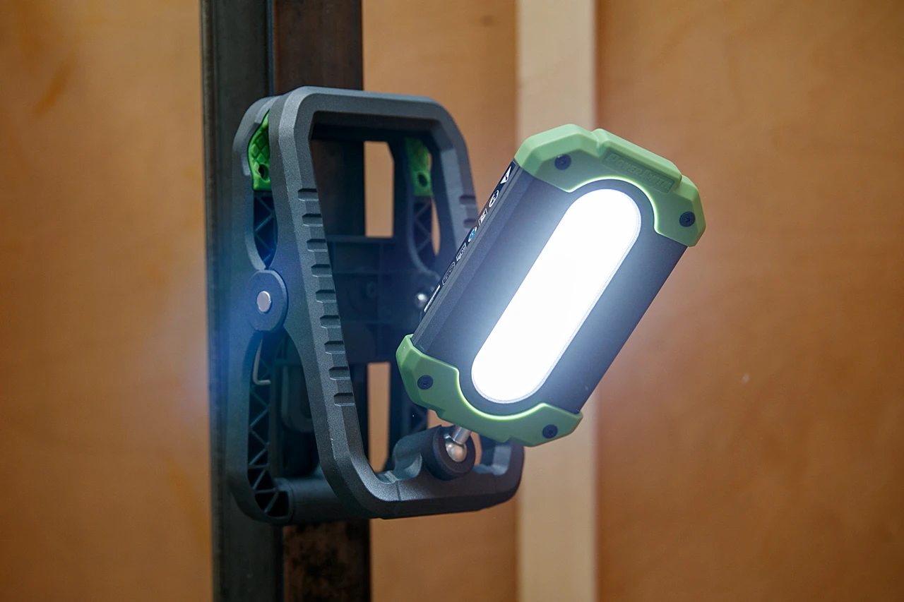 PowerSmith 1000 Lumen Rechargeable Work Light with Clamp and Hook (PWLR010CM) — product image 6