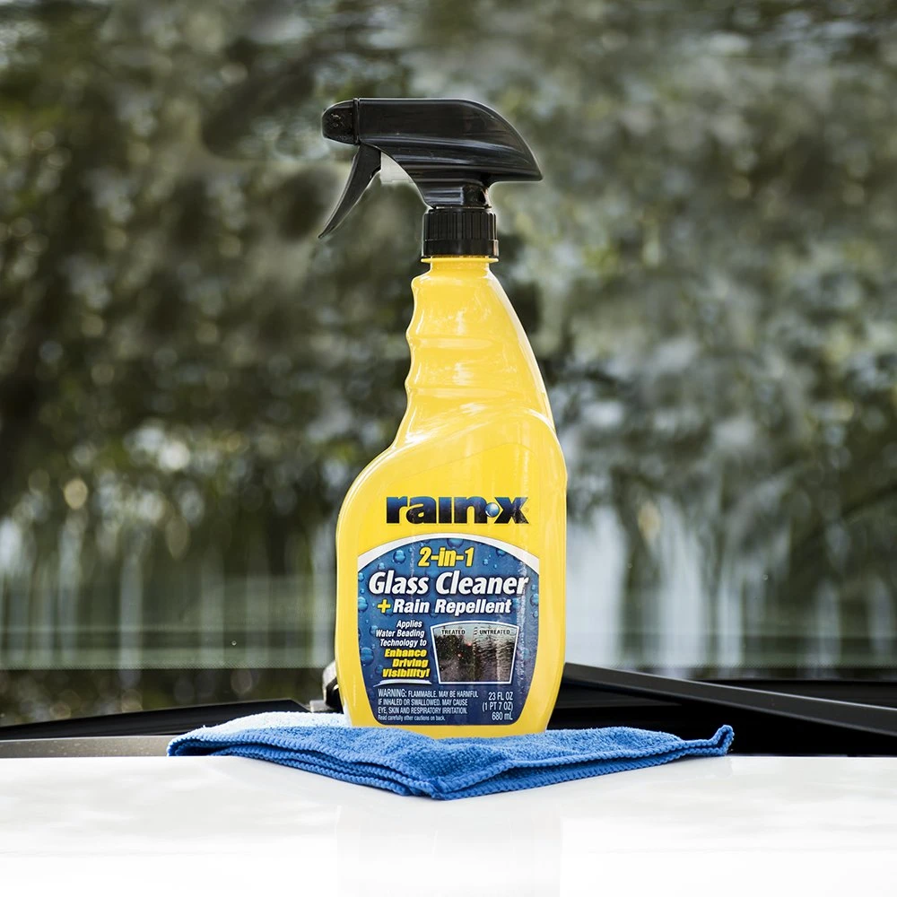 Rain-X 5071268 2-in-1 Glass Cleaner and Rain Repellant - 23 fl oz. — product image 2
