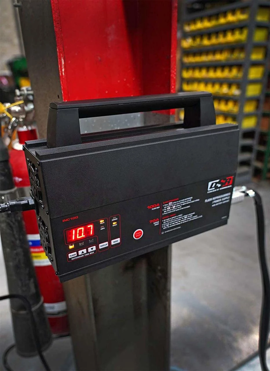 Schumacher 100A 12V Battery Charger and Power Supply (INC100) — product image 4