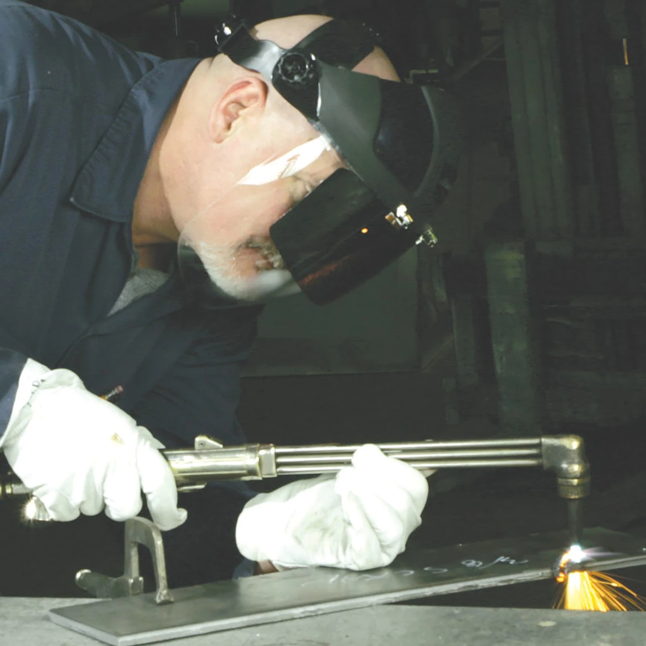 Sellstrom Face Shield with Flip-Up IR Window & Ratcheting Headgear (S32151) — product image 4