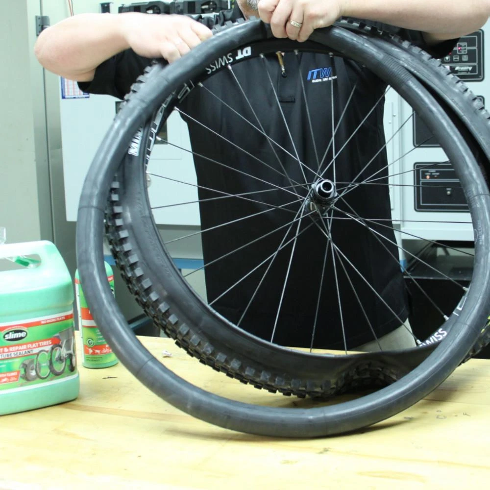 Slime Extra Strong Self-Sealing Bicycle Tube 27.5" x 2.0-2.40" Presta (30076) — product image 2
