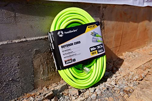 Southwire 100-Foot 12/3 Neon Outdoor Extension Cord; Bright Green (2579SW000X) — product image 3