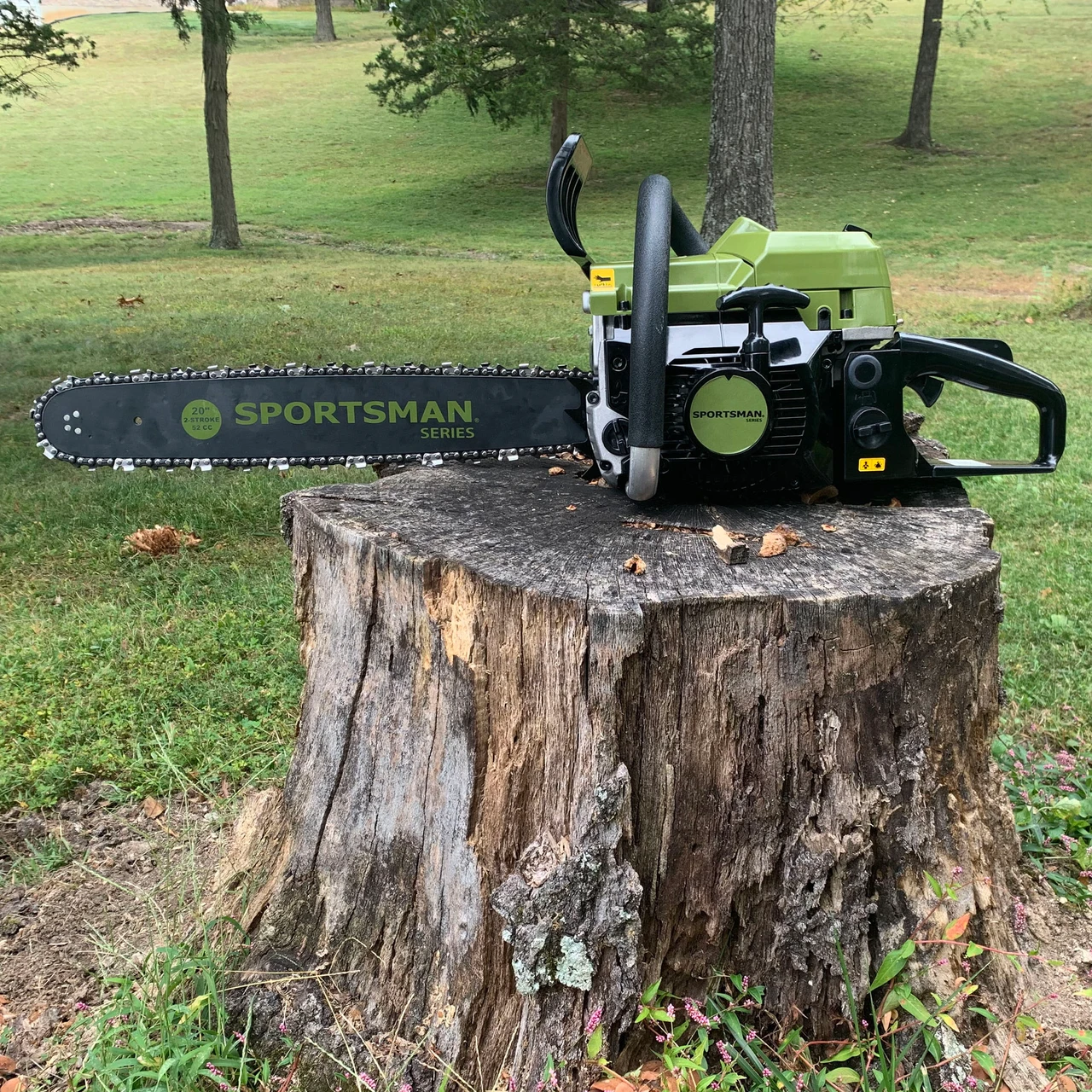 Sportsman GCS522014 20 in. and 14 in. 52 cc Gas 2-Stroke Rear Chainsaw Combo Kit — product image 2