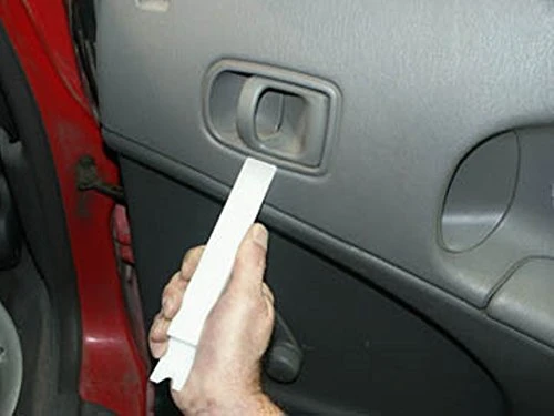 Steck Easy Pry Tool 1" Blade and Curved Clip Non-Marring (21730) — product image 3