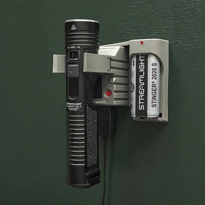 Streamlight Stinger 2020 S Rechargeable Flashlight — product image 6