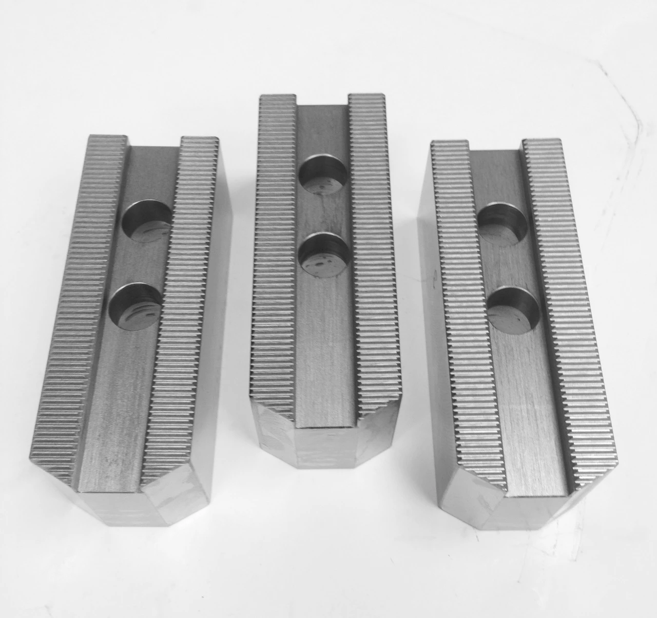 TAIKI 6" 3 Piece 1/16 x 90 Degree Steel Soft Jaw Set (3900-4642) — product image 3