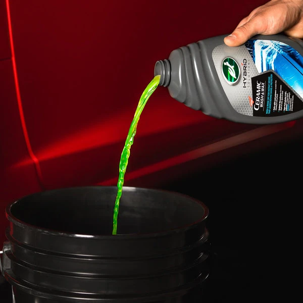 Turtle Wax Hybrid Solutions Ceramic Wash And Wax - 48 Fl Oz. (53411) — product image 3