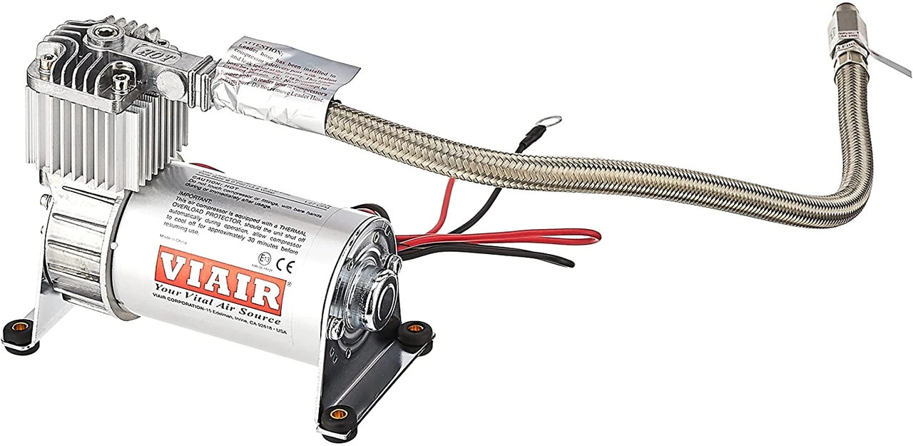 VIAIR 100C 12 Volt Electric 130 PSI Air Compressor Kit w/ 1.27 CFM (10010) — product image 3