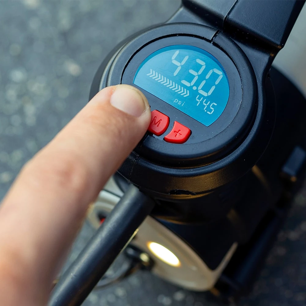 VIAIR 85P Digital Portable Compressor Kit 12V 60 PSI (EVC85P) — product image 2