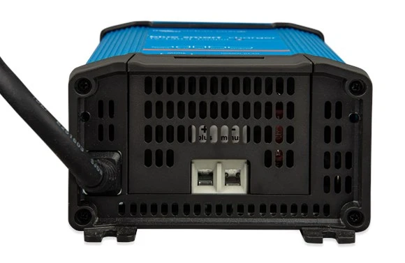 Victron BPC123047102 Blue Smart IP22 Charger 12/30(1) 120V NEMA 5-15 — product image 5