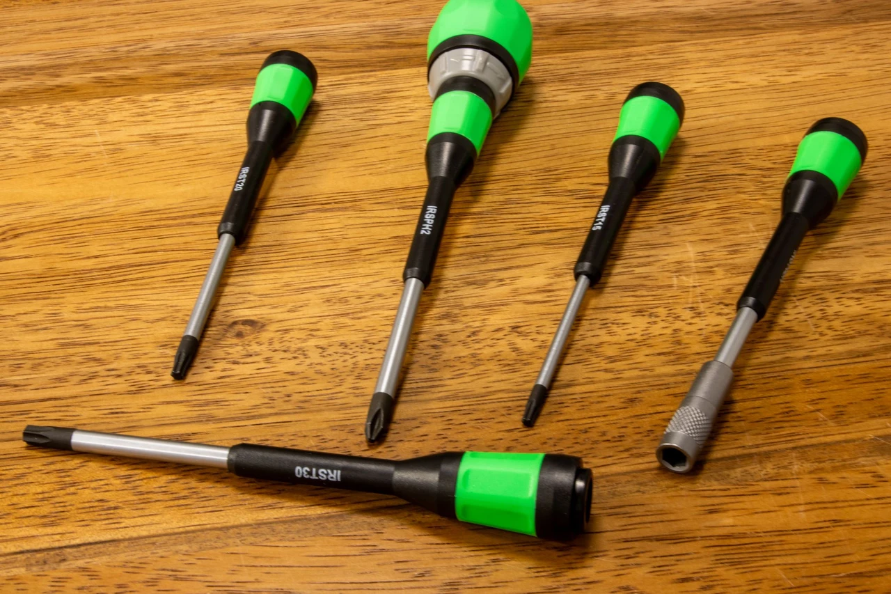 VIM Tools 39 Pc. Interchangeable Ratcheting Screwdriver Set (IRS100) — product image 6