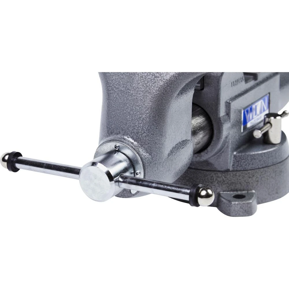 Wilton 1780A 28808 Tradesman vise jaw, handle and base close-up