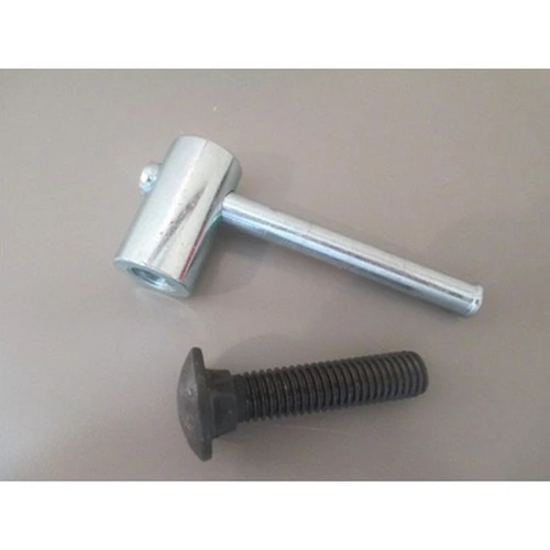 Wilton Lock Nut & Bolt Assembly for 1750/55/65 (2905200)