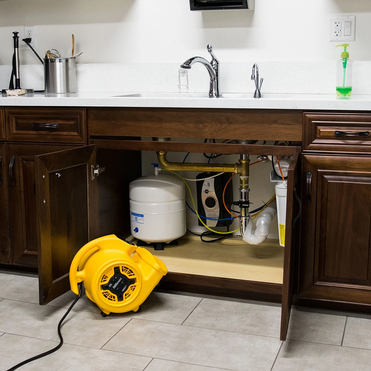 XPOWER Compact Air Mover with Daisy Chain (P-130A) — product image 13