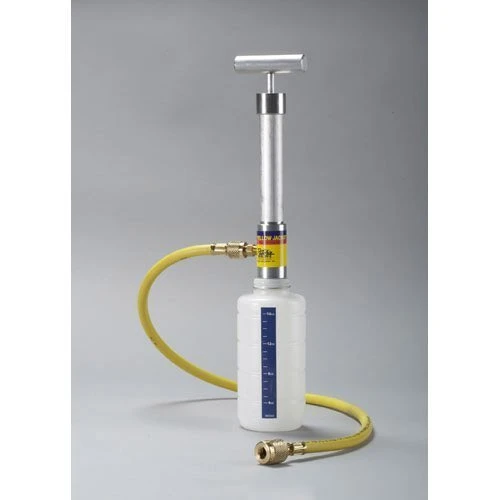 Yellow Jacket Oil Recharge Pump with Bottle, Hose, and Couplers (77950) — product image 2