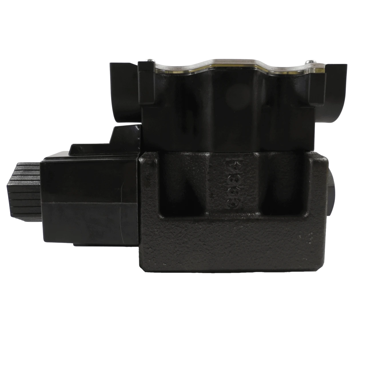 Yuken Directional Control Valve Solenoid Operated (DSG-03-2B4B-A100-50) — product image 2
