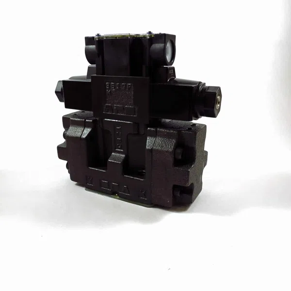 Yuken Pilot Operated Directional A->T, P, B-Block Int Pilot/Drain (DSHG-03-3C12-T-A120-14)